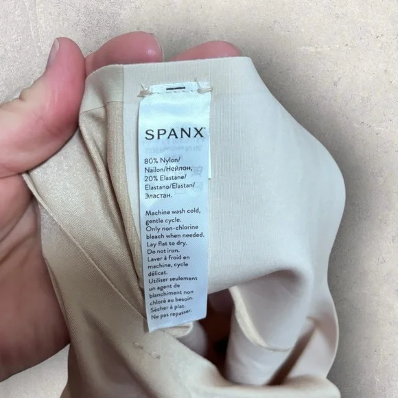 nwt SPANX open bust mid thigh bodysuit - Picture 4 of 4